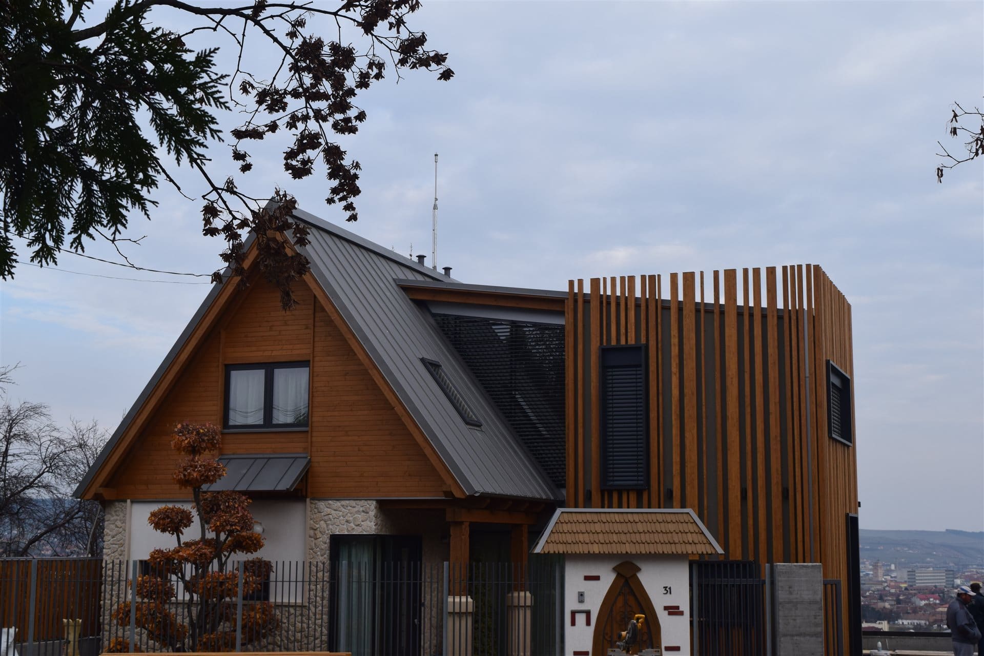 Cluj Hillside Residence — exterior view overlooking Cluj-Napoca